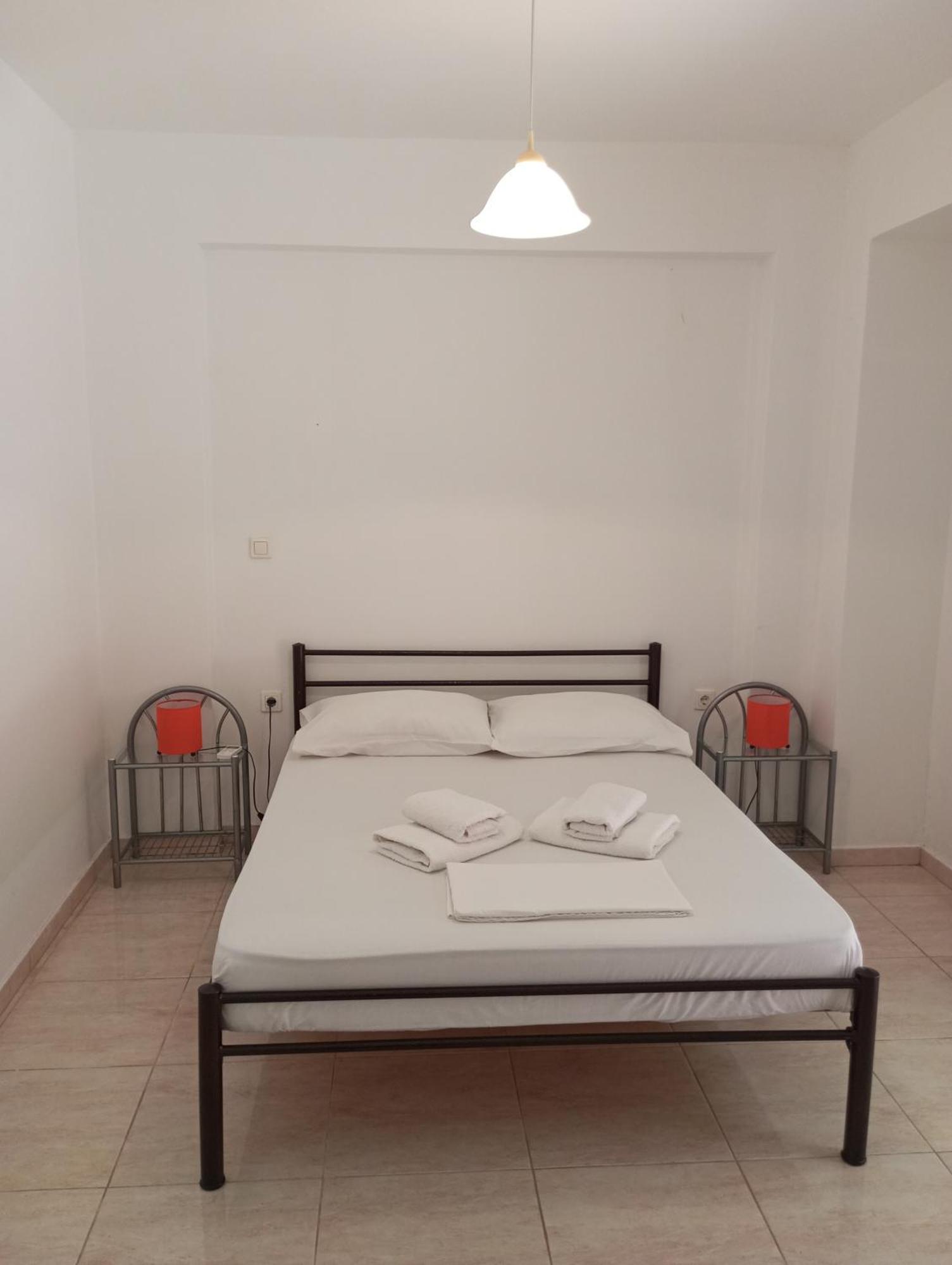 Sarakinos Apartments Barbati Extérieur photo
