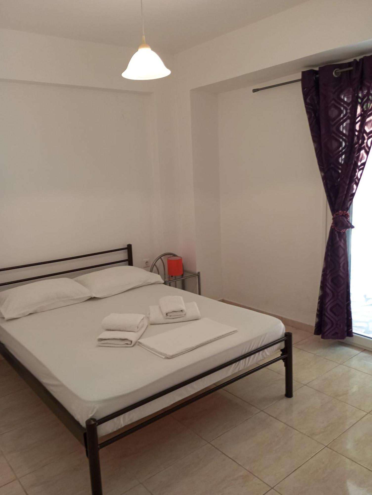 Sarakinos Apartments Barbati Extérieur photo