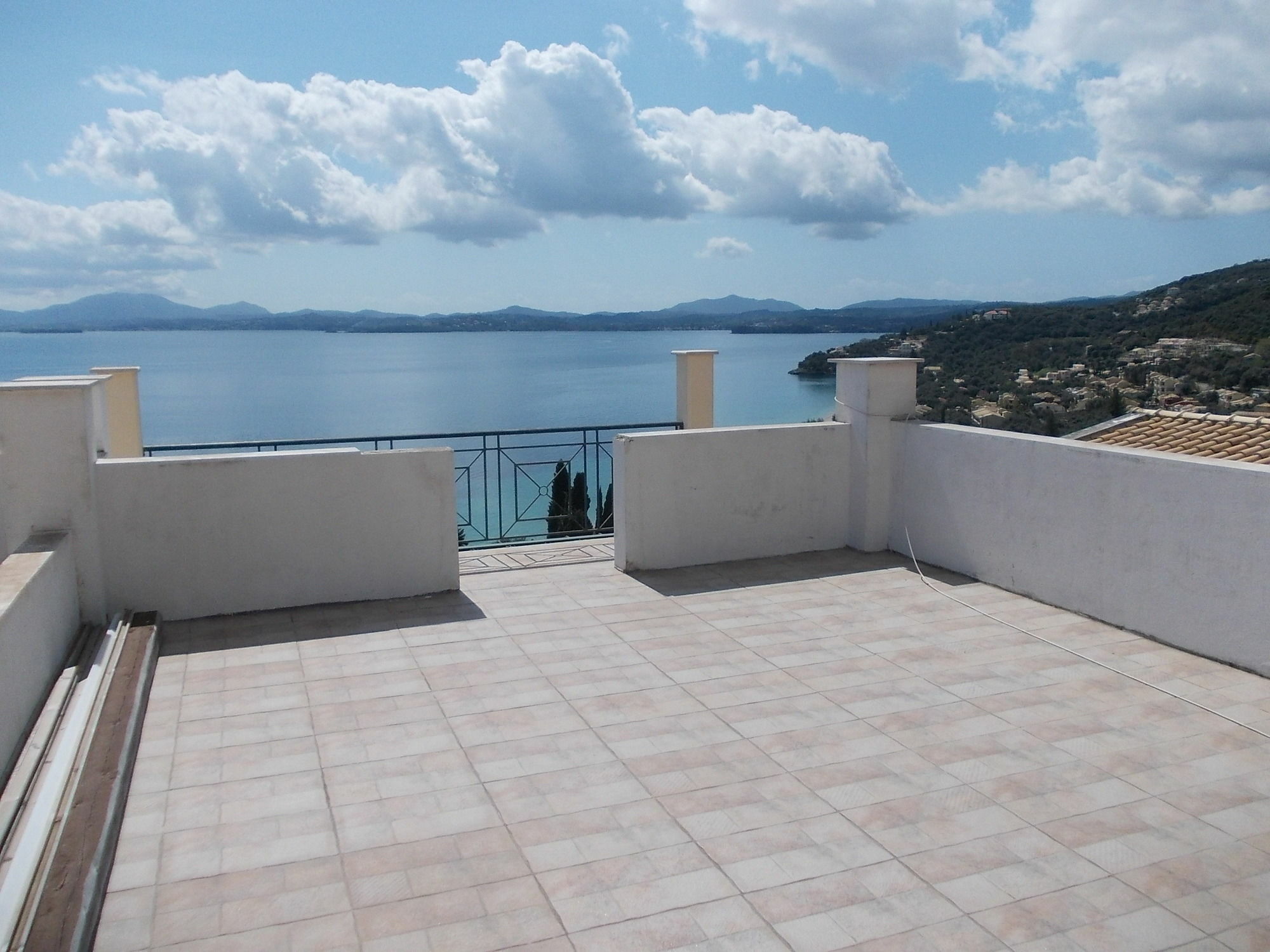 Sarakinos Apartments Barbati Extérieur photo